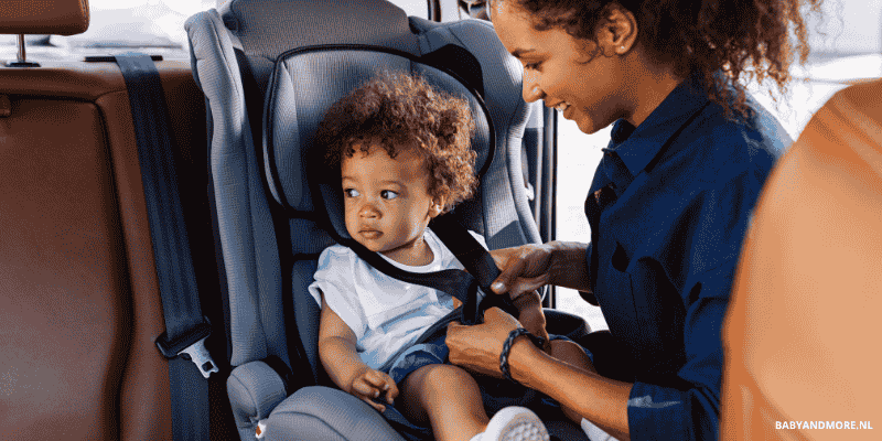 tweedehandse autostoeltje